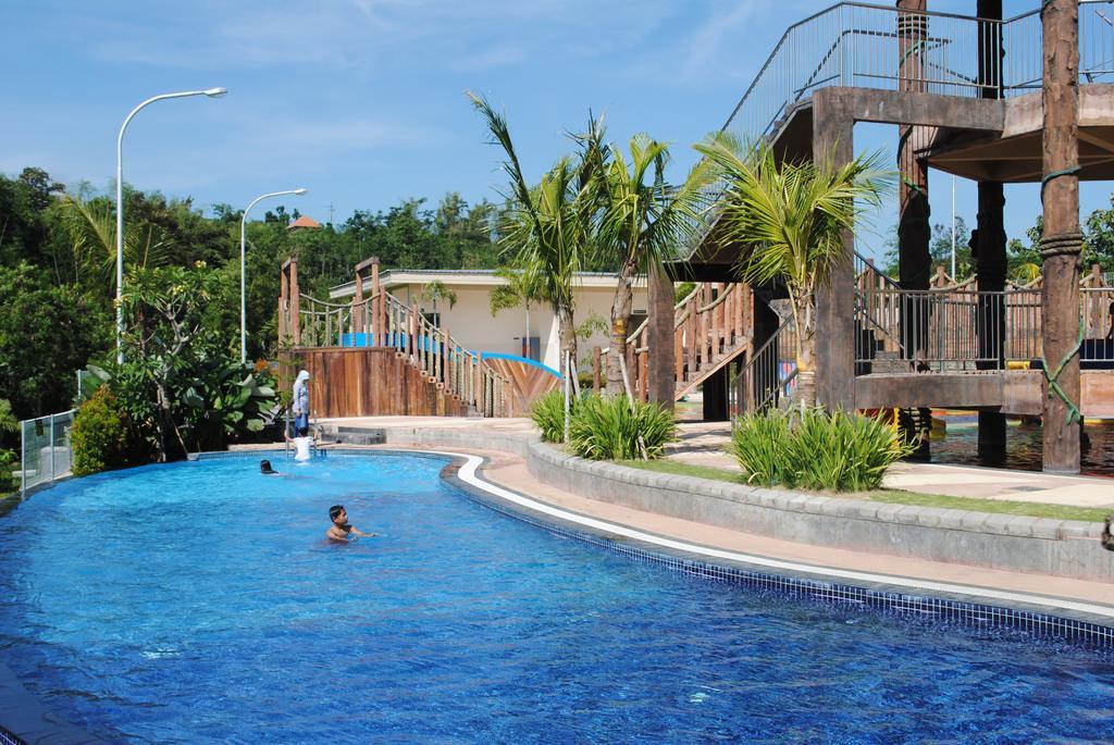 Bess Resort & Waterpark Hotel And Convention マラン エクステリア 写真